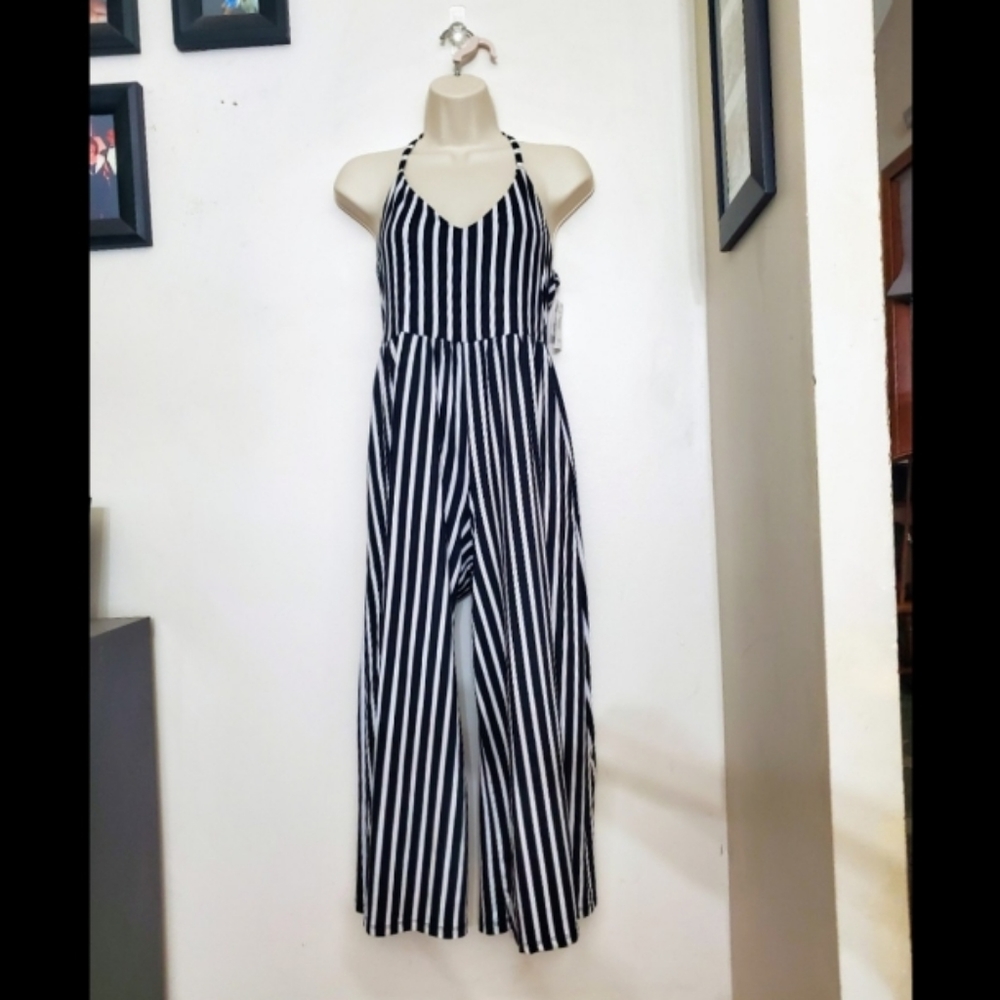 NWT JUMPSUIT  POOF! NEW YORK